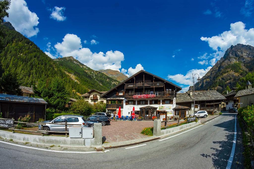 Hotel Gran Baita Gressoney-Saint-Jean Buitenkant foto